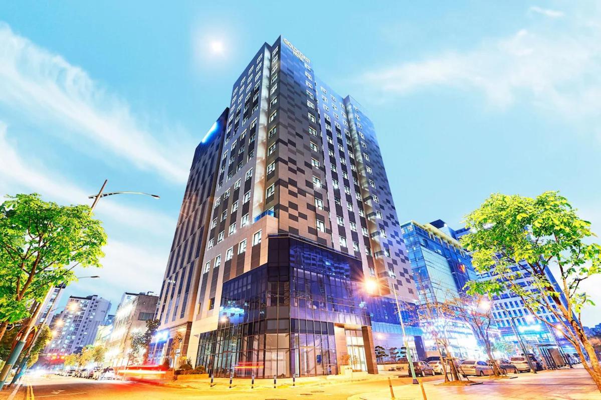 Gold Coast Hotel Incheon Bagian luar foto